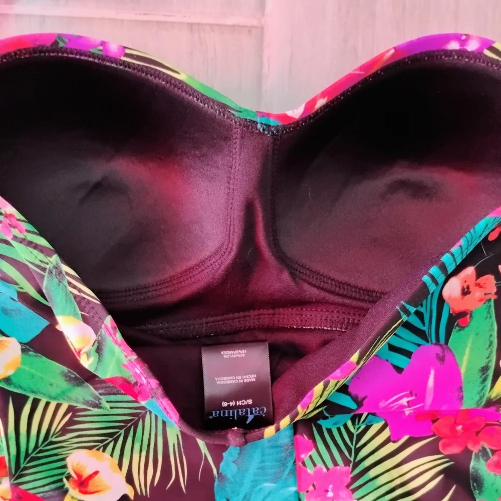 Catalina one Piece Halter Bathing suit Size 4/6